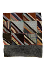 Load image into Gallery viewer, 1930s PATCHWORK QUILT