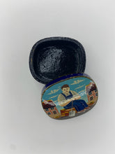 Load image into Gallery viewer, Souvenir Trinket Box
